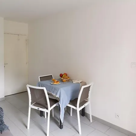 Lägenhetshotell Hr 2*