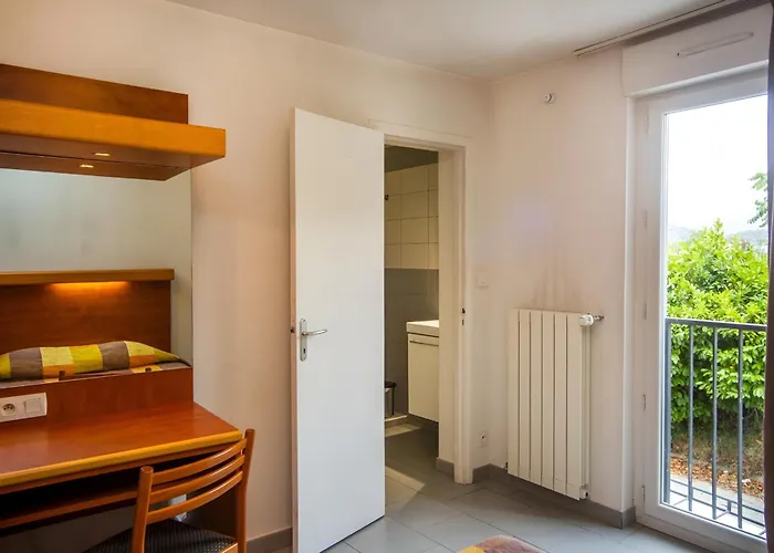 Hr 2* Corte (Corsica)