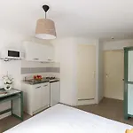 Apartahotel Hr 2*