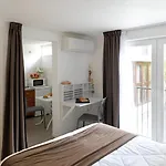Apartahotel Hr