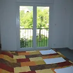 Hr Apartahotel 2*