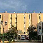 Hr