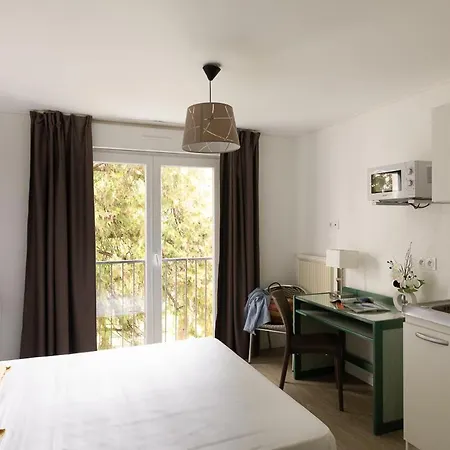 Hr Aparthotel