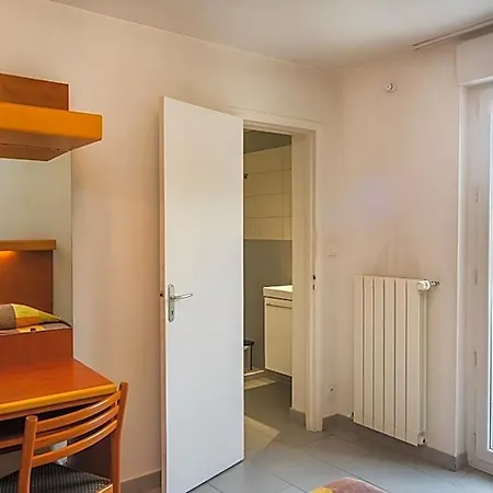 Hr Aparthotel