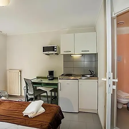 Aparthotel Hr